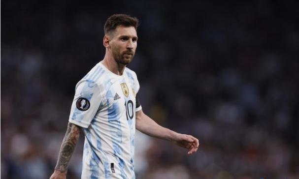 新民艺评｜循艺术之光，致时代新声